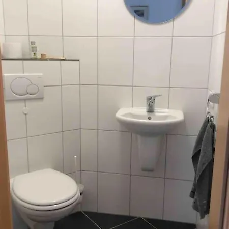 公寓 Schoene Am Fusse Der Rhoen. *