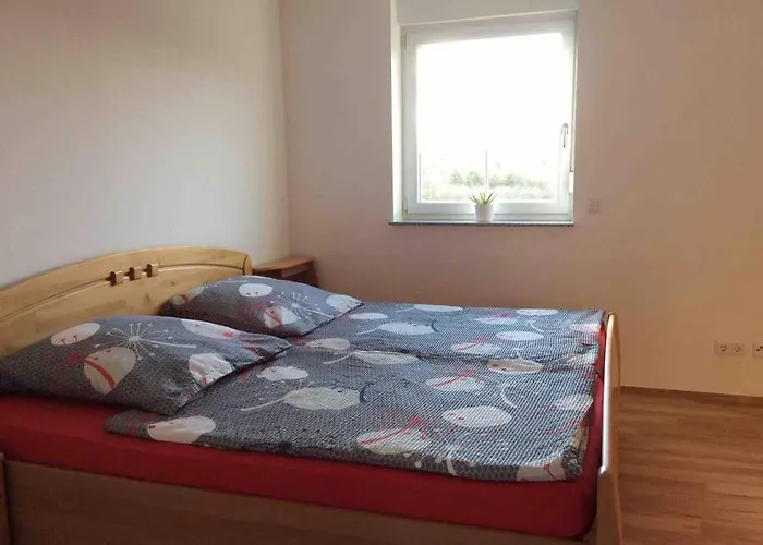 Schoene Am Fusse Der Rhoen. アパート アイヒェンツェル