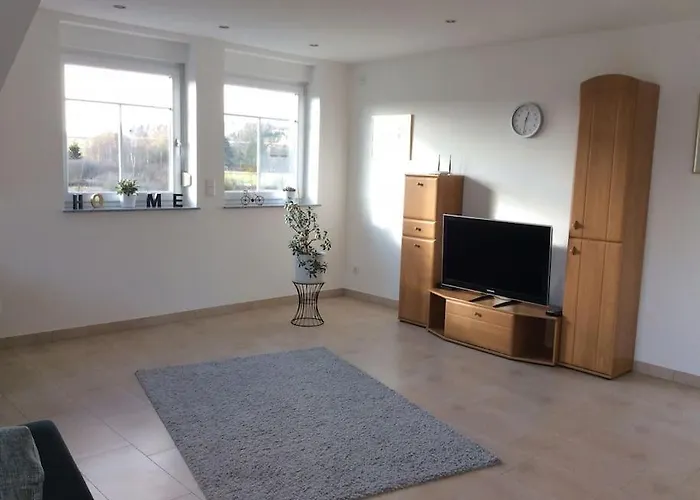 Schoene Am Fusse Der Rhoen. アパート アイヒェンツェル